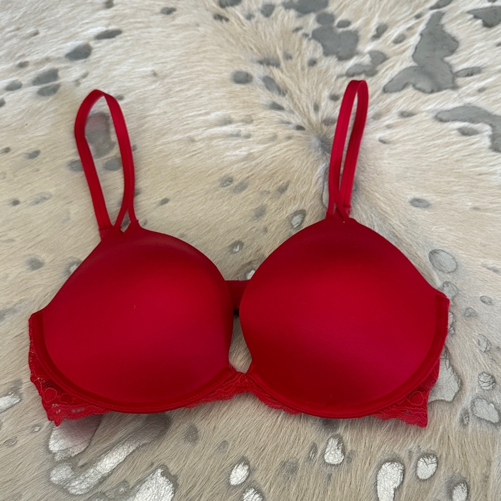 Elegant Red Women's Bra